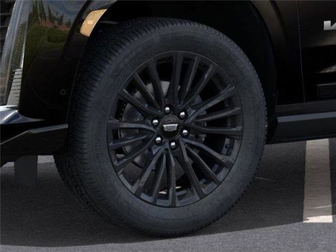 Used 2023 Cadillac Escalade V image 9