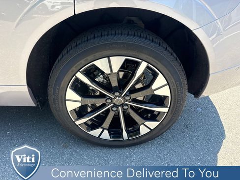 Certified 2026 Volvo XC60 B5 Plus w/ Protection Package Premier AWD/4WD image 13