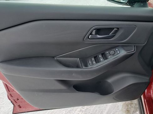 Used 2026 Nissan Rogue S image 16