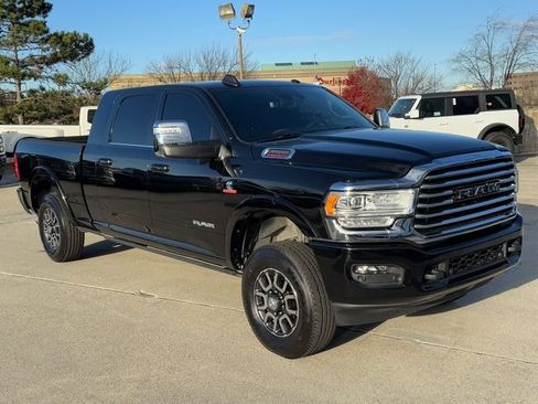 Used 2023 RAM 3500 Limited image 6