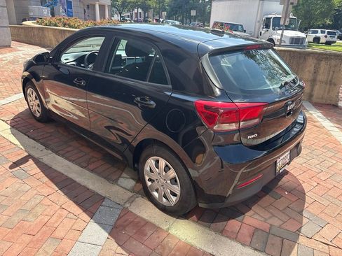 Certified 2022 Kia Rio S FWD image 5