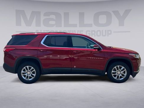 Certified 2021 Chevrolet Traverse LT FWD image 6