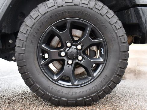 Used 2021 Jeep Wrangler Sport image 32