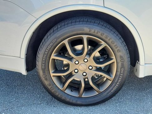 Used 2018 Dodge Durango GT image 9