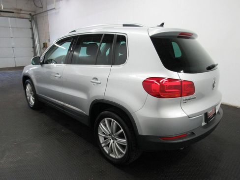 Used 2016 Volkswagen Tiguan SE image 5