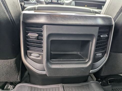 Used 2024 RAM 2500 Lone Star w/ Sport Appearance Package image 17