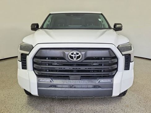 Used 2022 Toyota Tundra SR5 w/ SR5 Premium Package AWD/4WD image 3