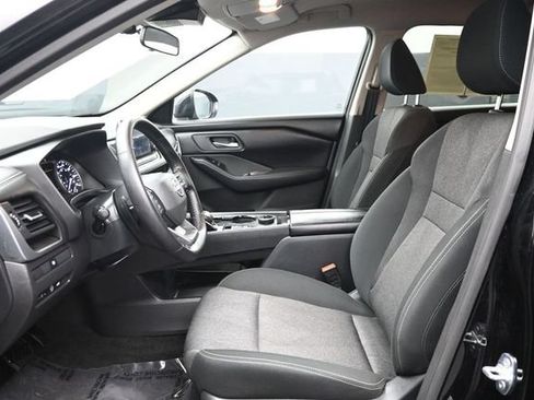 Used 2026 Nissan Rogue SV AWD/4WD image 6