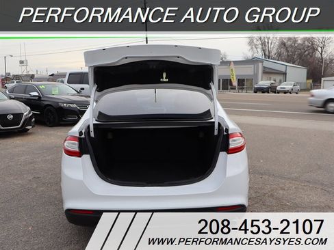 Used 2015 Ford Fusion S image 10