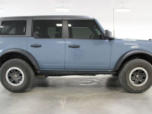 Used 2024 Ford Bronco Black Diamond w/ Sasquatch Package image 11