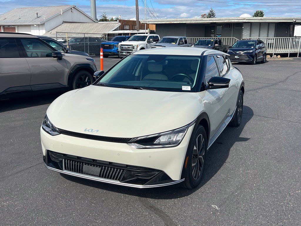 Certified 2023 Kia EV6 Wind RWD image 3