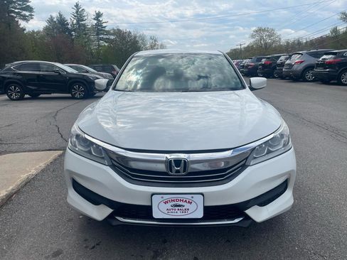 Used 2017 Honda Accord LX image 2