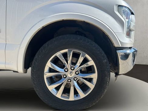 Used 2015 Ford F150 King Ranch w/ Equipment Group 601A Luxury AWD/4WD image 34