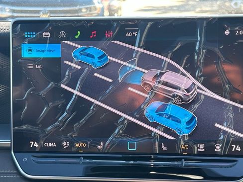 New 2026 Volkswagen Tiguan SE R-Line image 17