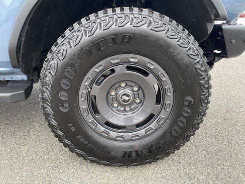 Used 2024 Ford Bronco Outer Banks AWD/4WD image 10