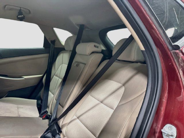 Used 2017 Hyundai Tucson SE w/ SE Popular Package 02 AWD/4WD image 16