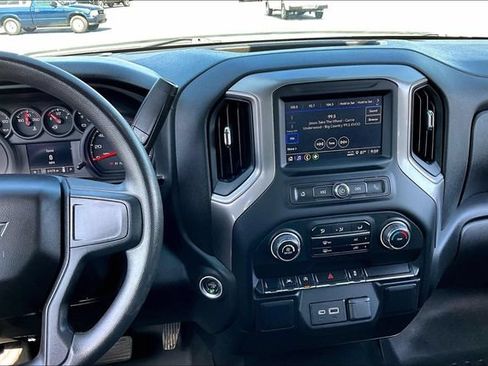 Used 2024 Chevrolet Silverado 1500 W/T w/ WT Value Package AWD/4WD image 10