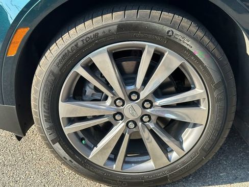 Used 2025 Cadillac XT5 Premium Luxury AWD/4WD image 17
