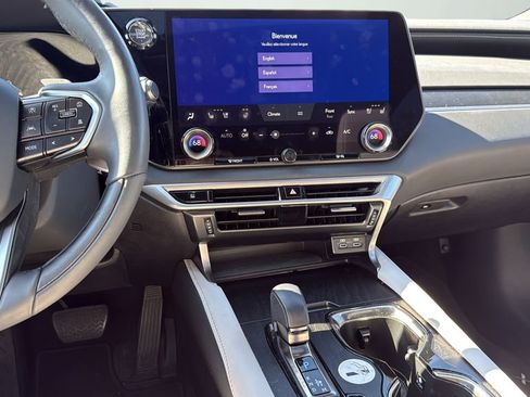 Used 2025 Lexus RX 350 Premium image 13