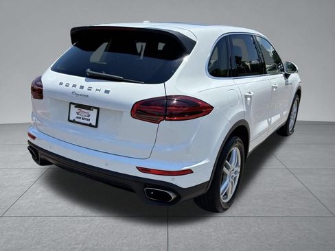 Used 2016 Porsche Cayenne AWD/4WD image 14
