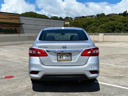 Used 2016 Nissan Sentra SV FWD image 6