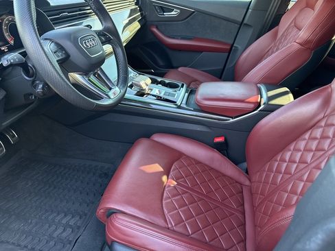 Used 2021 Audi SQ8 Premium Plus w/ SQ8 Black Optic Package image 5