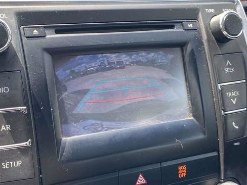 Used 2015 Toyota Camry SE FWD image 25