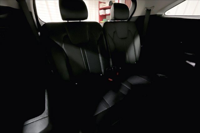 Used 2024 Kia Sorento S w/ Panoramic Sunroof Package AWD/4WD image 28