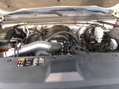 Used 2015 Chevrolet Tahoe LTZ image 12