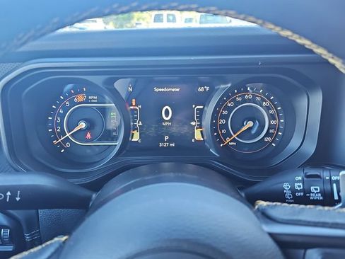 Used 2025 Jeep Wrangler Unlimited Rubicon 392 AWD/4WD image 12