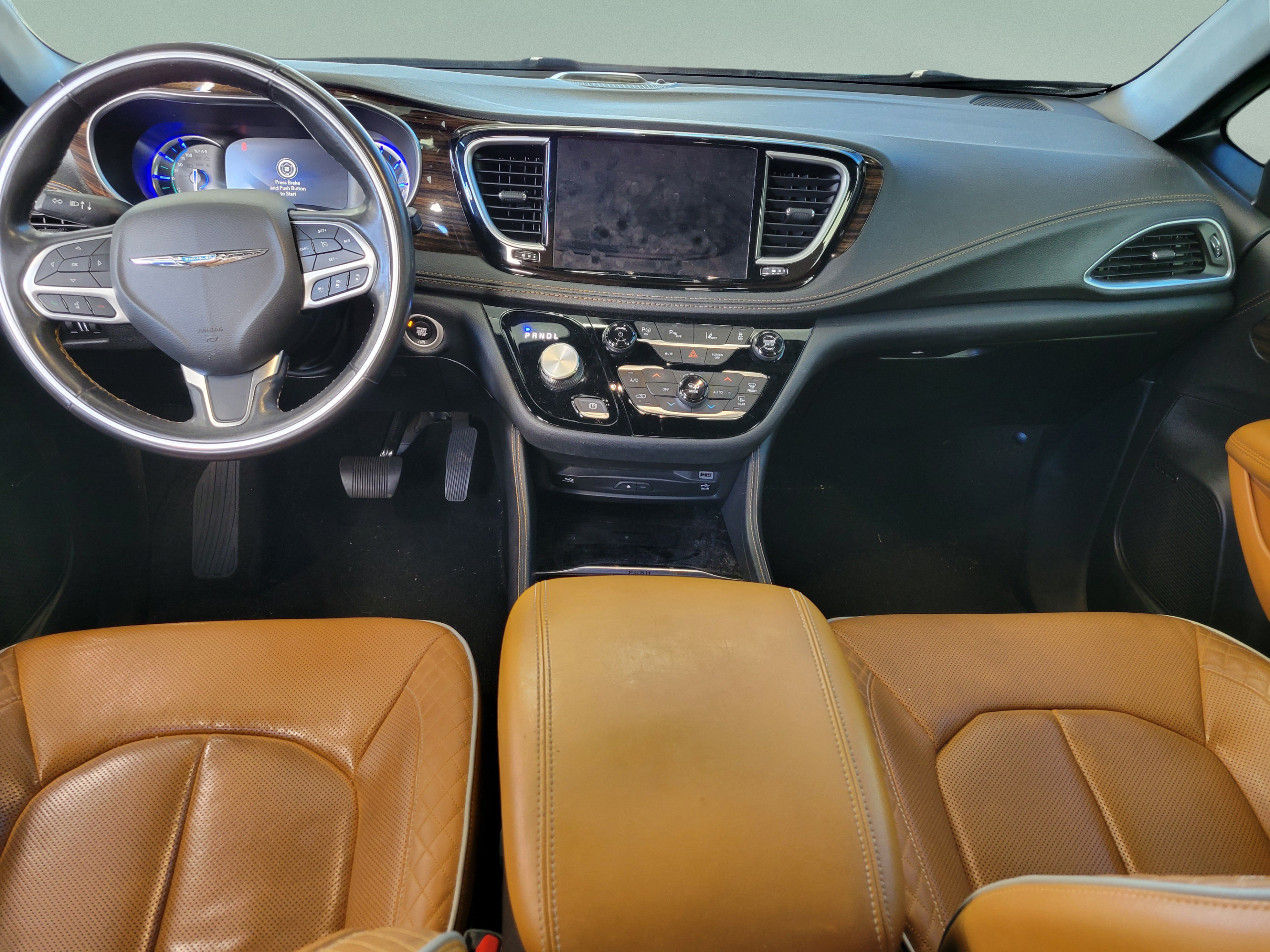 Used 2021 Chrysler Pacifica Pinnacle FWD image 10