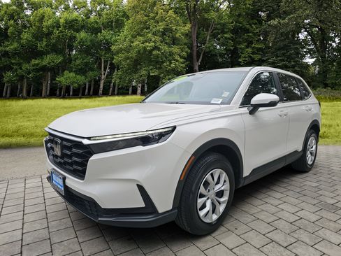 Certified 2025 Honda CR-V LX image 3