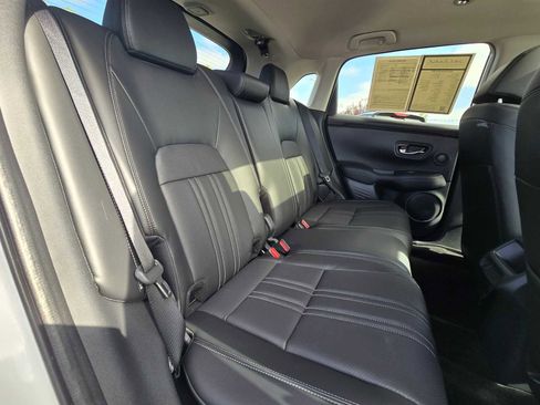 Used 2025 Honda HR-V EX-L image 14