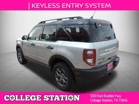 Used 2021 Ford Bronco Sport Badlands AWD/4WD image 6