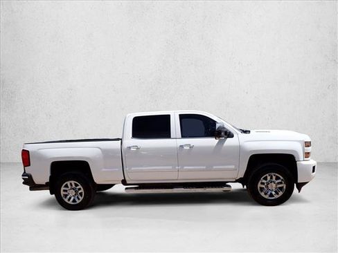 Used 2019 Chevrolet Silverado 2500 LTZ w/ Duramax Plus Package AWD/4WD image 5