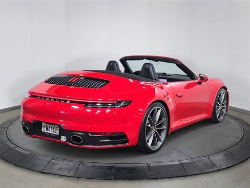 Certified 2020 Porsche 911 Carrera 4S image 7