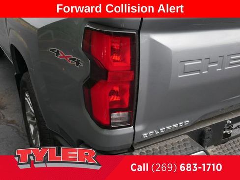 New 2026 Chevrolet Colorado LT w/ LT Convenience Package AWD/4WD image 11