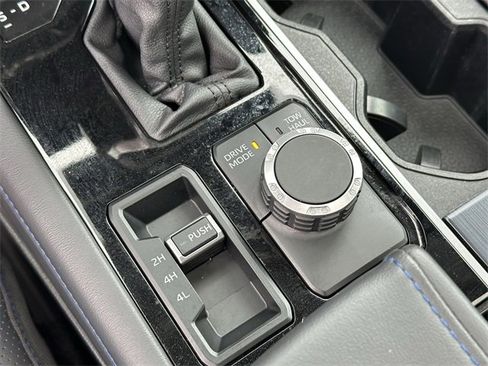 Certified 2023 Toyota Sequoia Platinum image 23