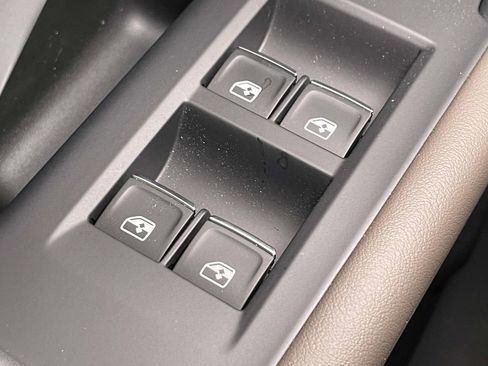 New 2025 Audi Q5 Premium Plus image 36