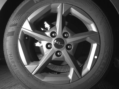 Used 2025 Kia K4 FWD image 15