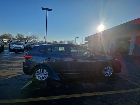 Used 2018 Subaru Impreza 2.0i image 10