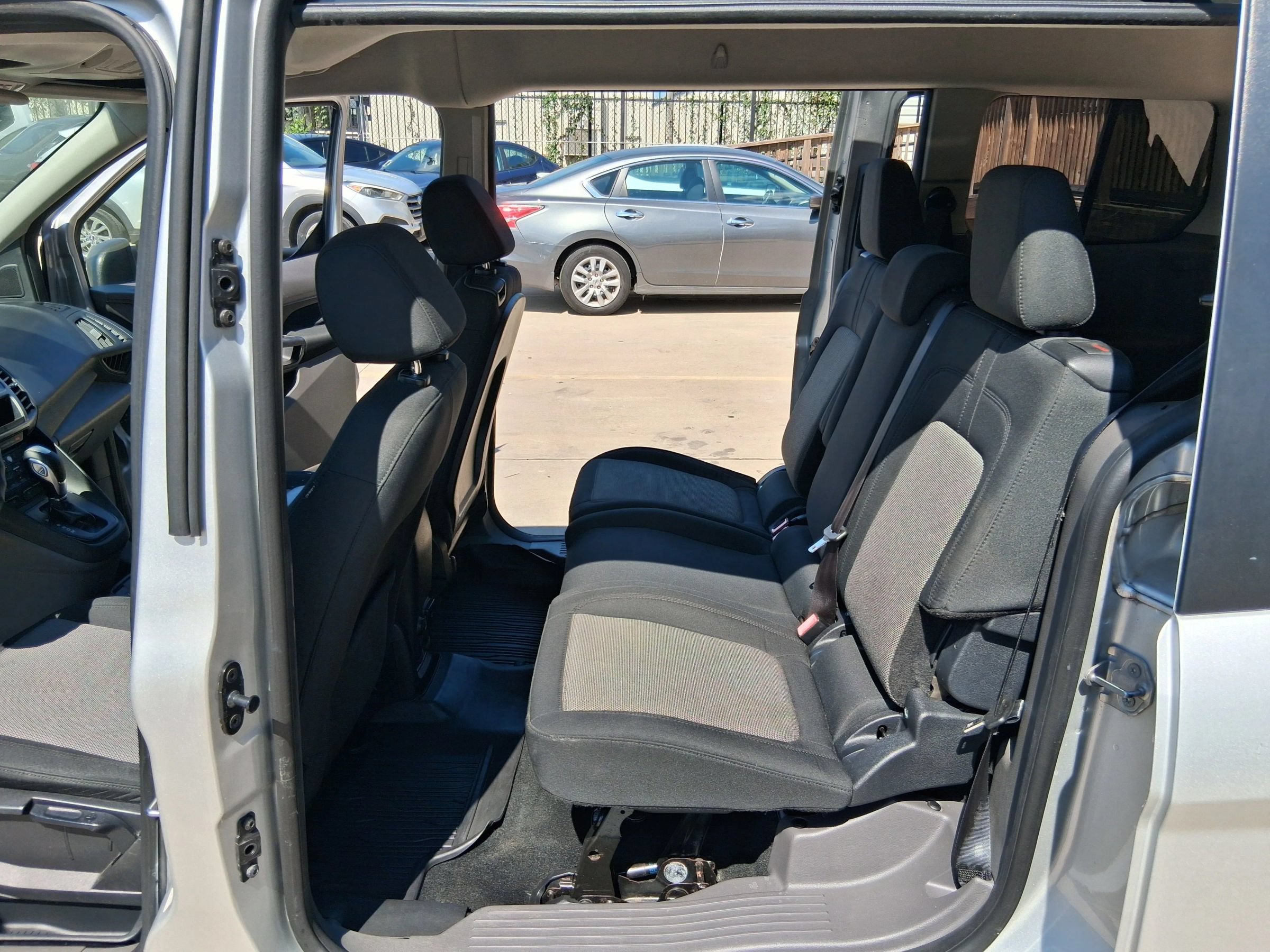 Used 2019 Ford Transit Connect XL FWD image 27