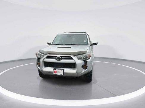 Certified 2022 Toyota 4Runner TRD Off-Road Premium image 3