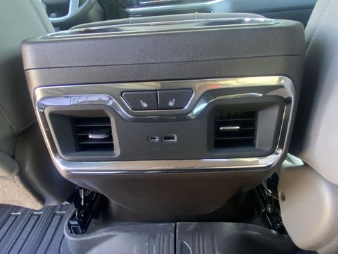 New 2026 GMC Sierra 1500 SLT image 23