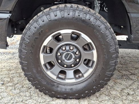 Used 2024 Ford F250 Lariat w/ Lariat Ultimate Package image 9