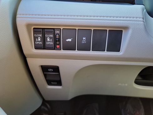 New 2026 Honda Odyssey EX-L image 25