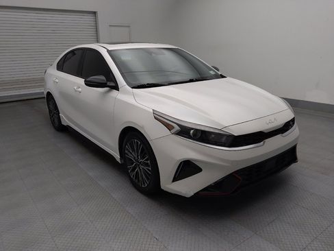 Used 2023 Kia Forte GT-Line w/ GT-Line Premium Package image 13