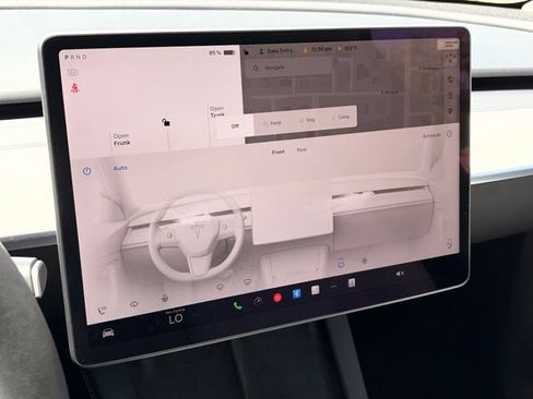 Used 2025 Tesla Model Y Long Range RWD image 16