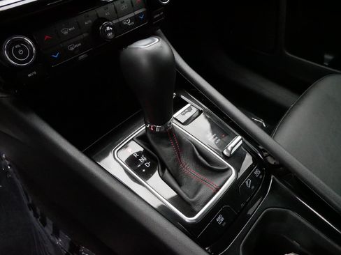 Used 2024 Jeep Compass Trailhawk image 24