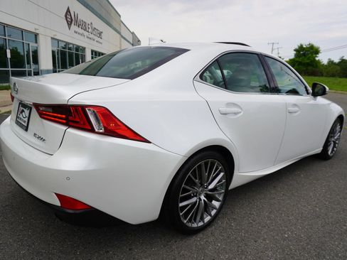 Used 2016 Lexus IS 200t w/ Navigation System Package RWD image 7